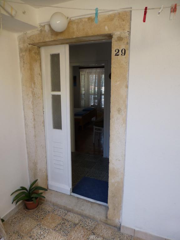 Guesthouse Bracanovic Хвар Номер фото